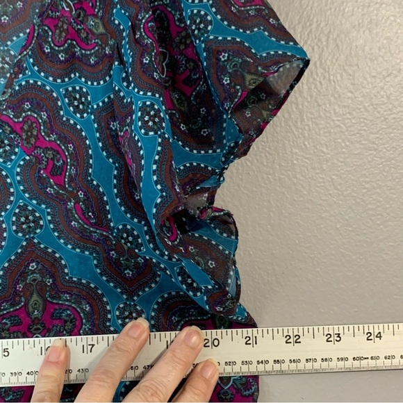 Beige by ECI sheer aqua brown and hot pink paisley flutter sleeve blouse. Size L - Picture 7 of 8